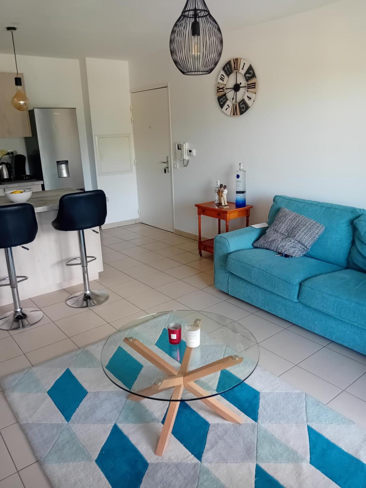 Superbe Appartement T2 Cuers Exteriér fotografie