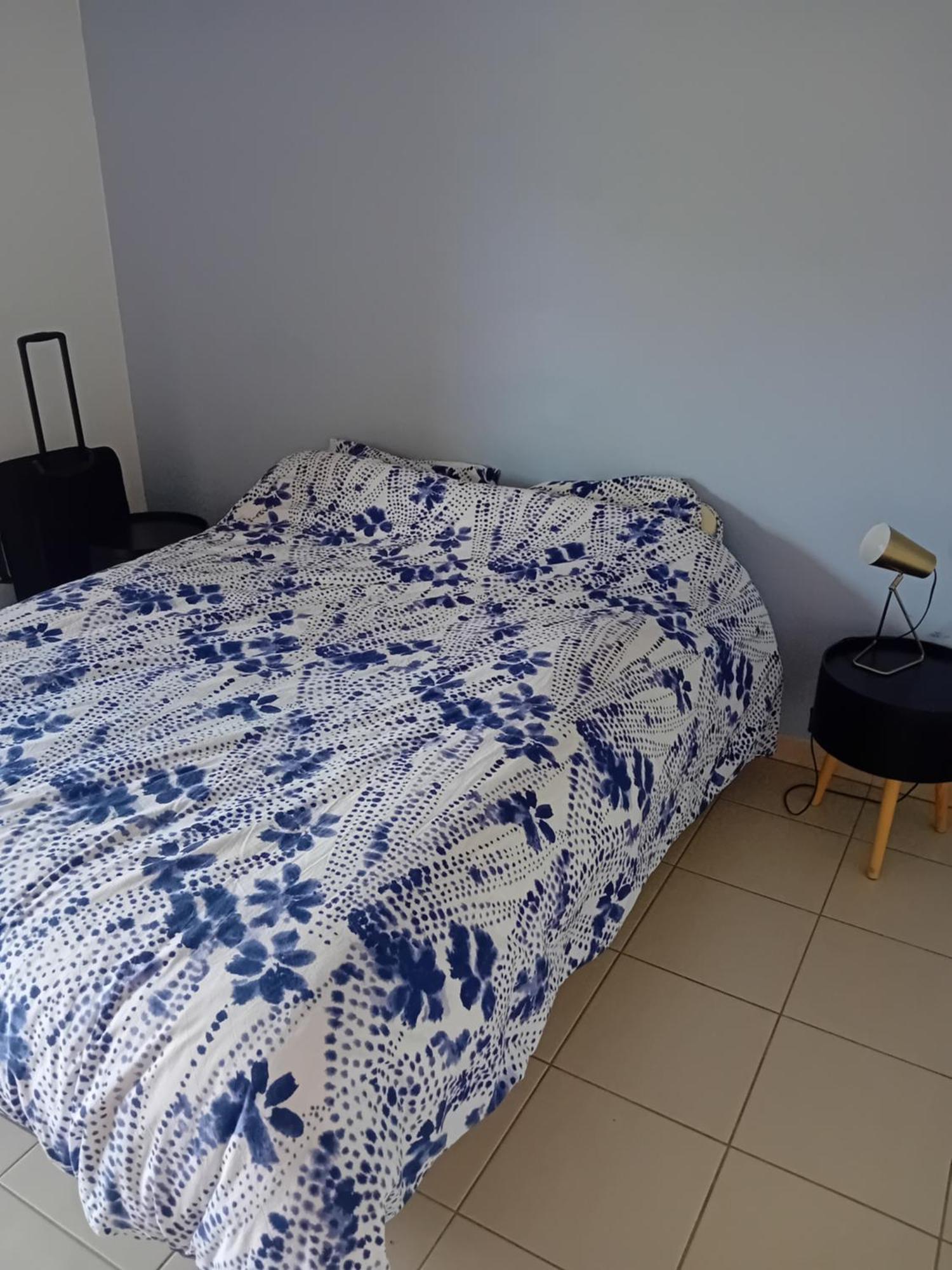 Superbe Appartement T2 Cuers Exteriér fotografie